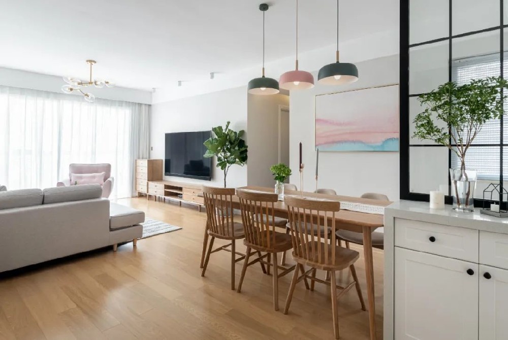 125㎡暖色調北歐風，活潑又不失溫馨，父母家人都很滿意